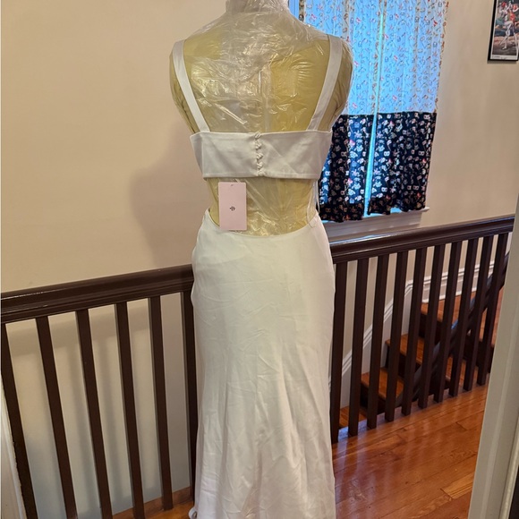 Anthropologie Sachin & Babi Sierra V-Neck Cutout Satin Midi dress, Size 10 NWT - Picture 7 of 13